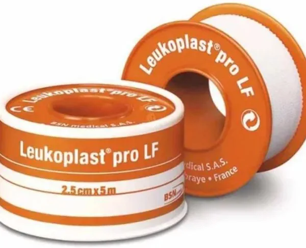CEROTTO CHIRURGICO MEDICATO IN ROCCHETTO LEUKOPLAST PRO LF CON OSSIDO DI ZINCO 2,5X500 CM